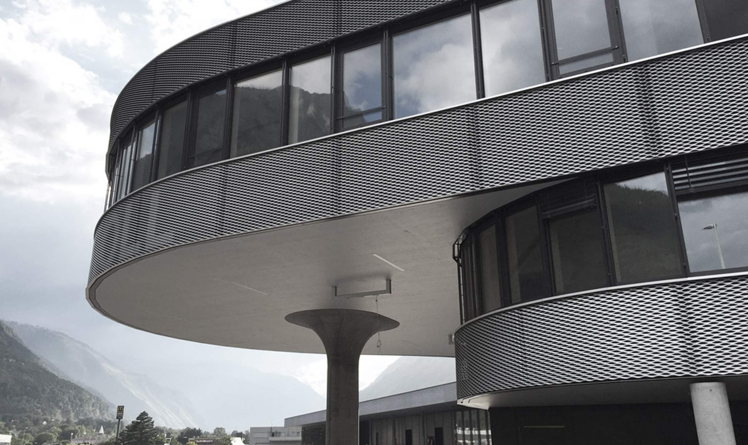 Spændende facadeprojekt med strækmetal